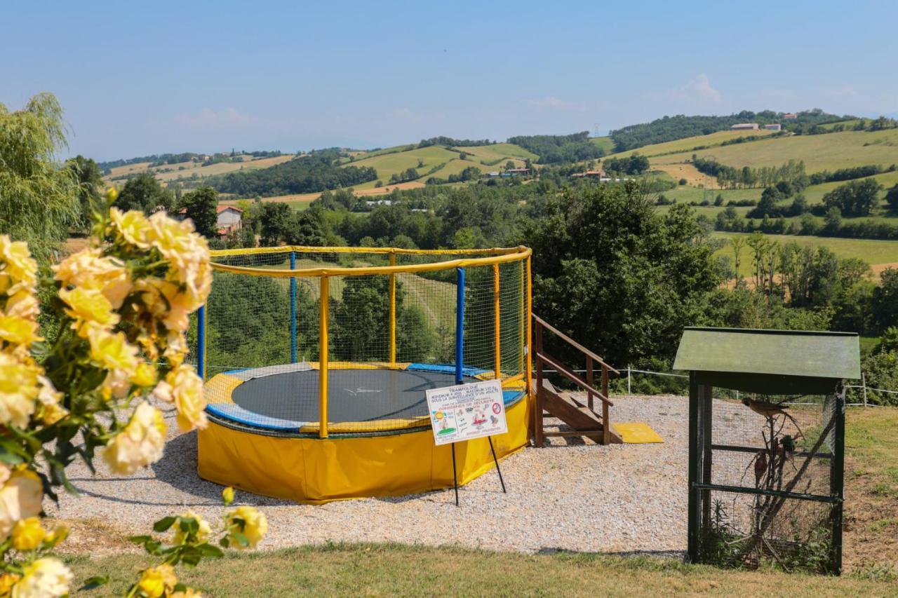 Отель Le Bourdieu Durfort  Экстерьер фото